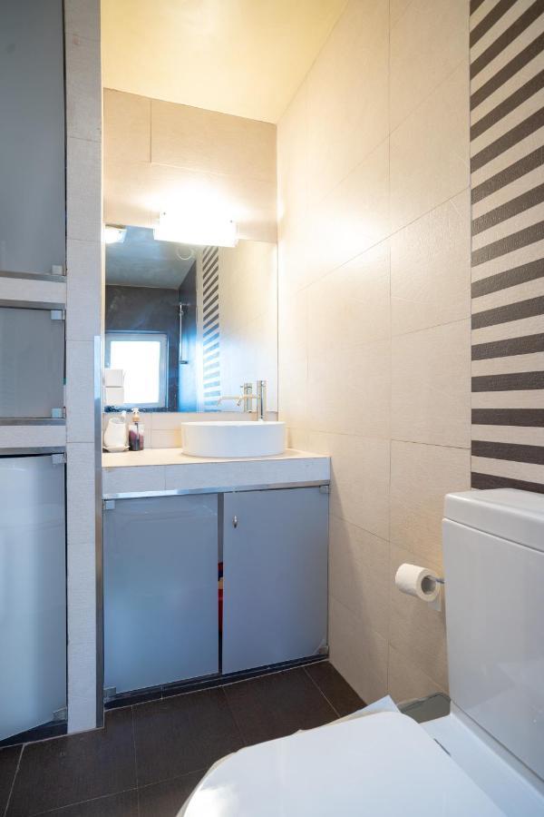 Acropolis Metro St.3 Bedrοοms 6 Persons Maisonette Athén Kültér fotó
